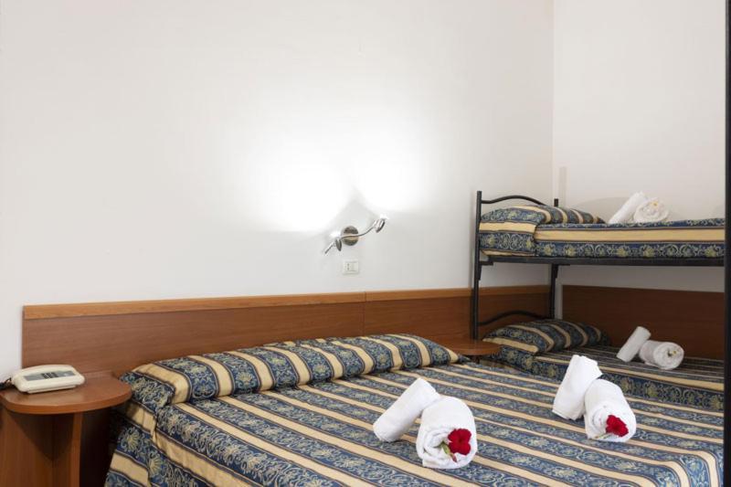 Bikini Tropicana Family Hotel Лидо-ди-Савио Экстерьер фото